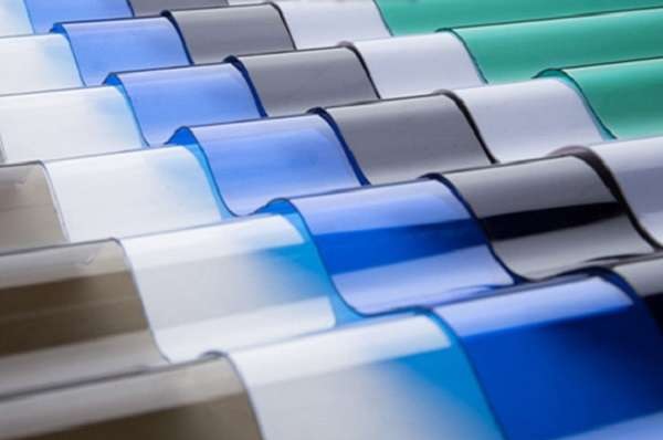 Kích thước tấm nhựa lấy sáng Polycarbonate dạng sóng tròn