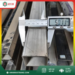 HỘP INOX 304 CÔNG NGHIỆP 50 X 50 DÀY 3.00 MM