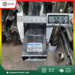 HỘP INOX 304 TRANG TRÍ 25 X 50 DÀY 1.5 MM