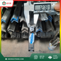 HỘP INOX 304 TRANG TRÍ 12.7 X 12.7 DÀY 1.2 MM