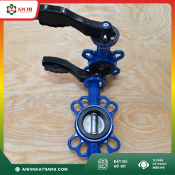 VAN BƯỚM TAY GẠT KOREA DN150 (THÂN GANG,ĐĨA INOX)